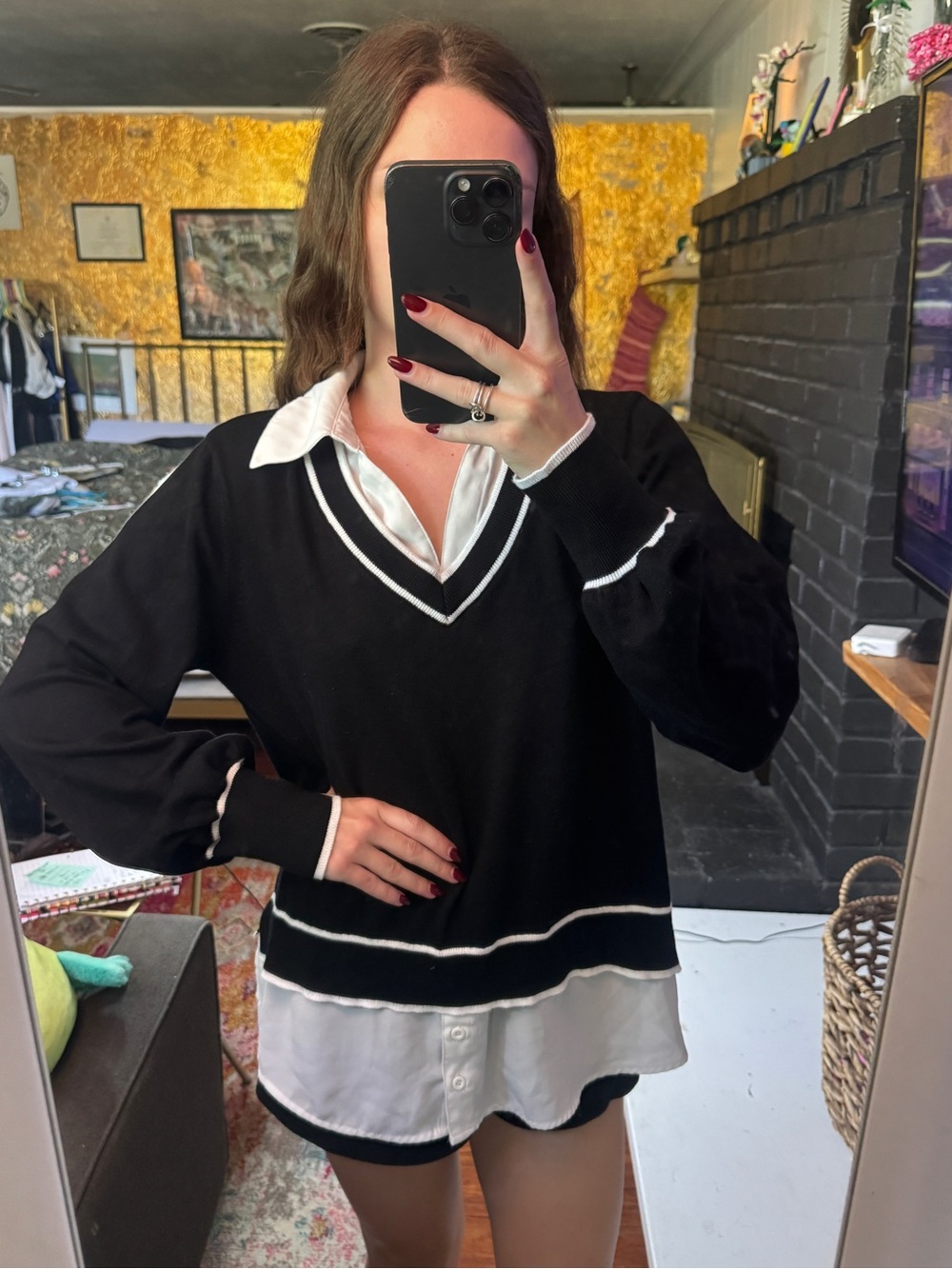 Belldini preppy Black & white striped sweater with white collar and cuffs